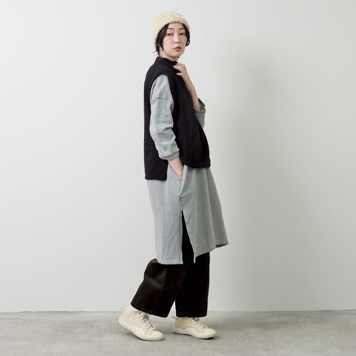 NARU(ナル) トラベルウールプレミアハイネックベスト 650241BD