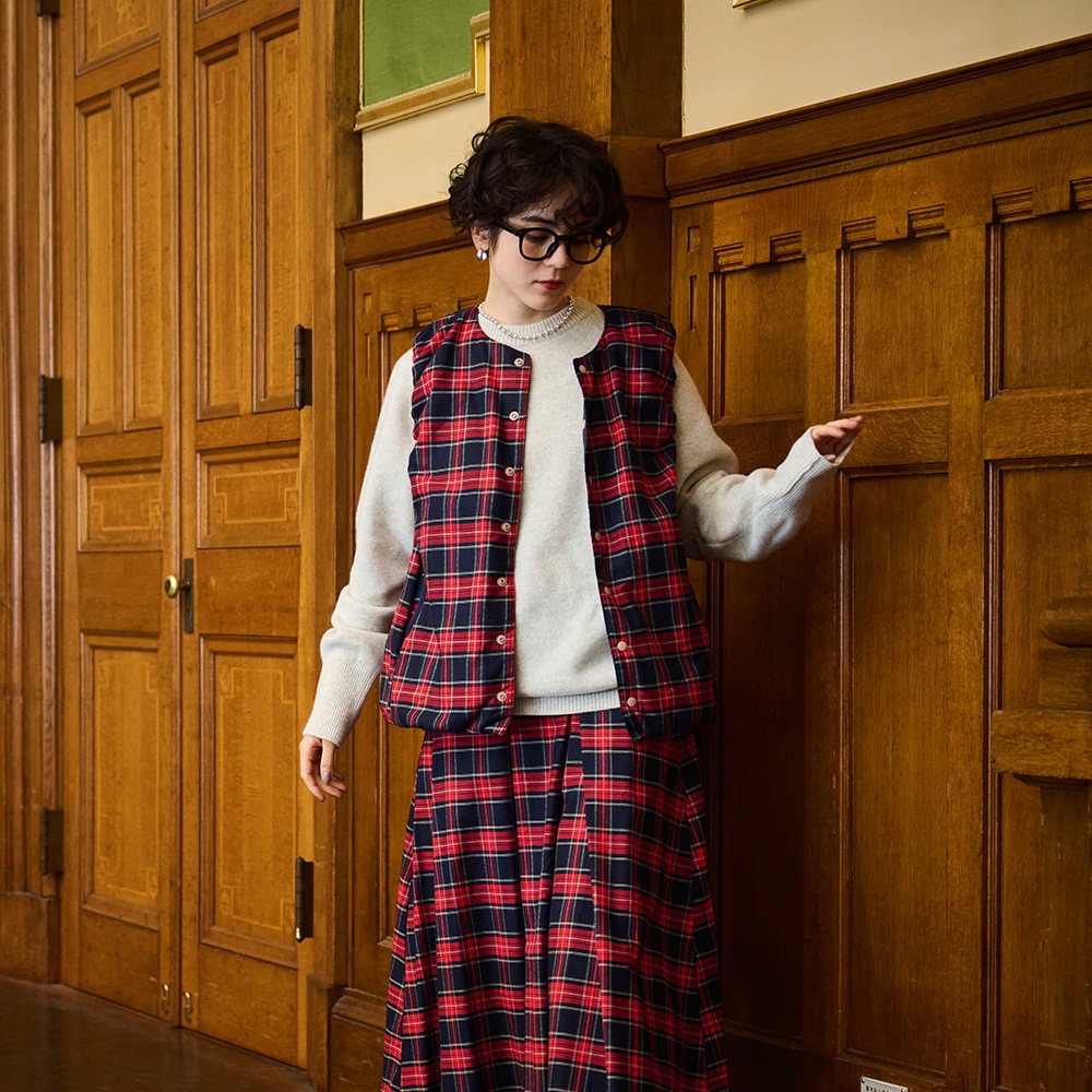 NARU(ナル) ロイヤルタータン パデットベスト 665105