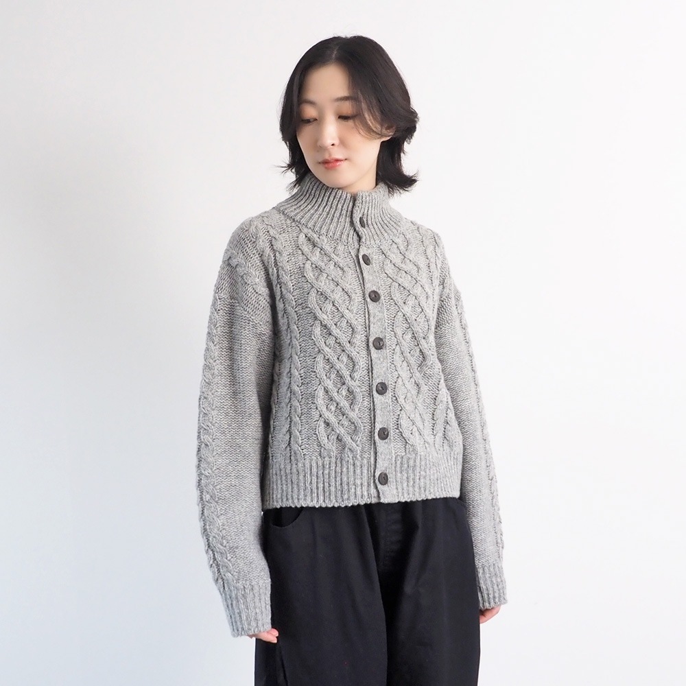 NARU(ナル) ドーゼットエアーヤーン エアリーアランニットカーデ 668400