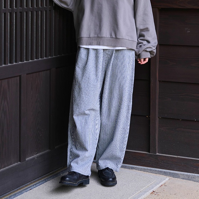 【予約】NARU(ナル) 先染めヒッコリーノッポパンツ 654810BF