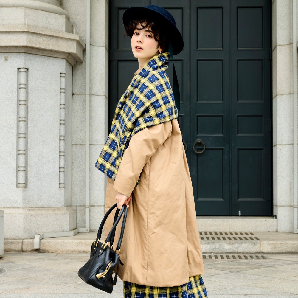 NARU(ナル) ロイヤルタータン パデットケープ 665107