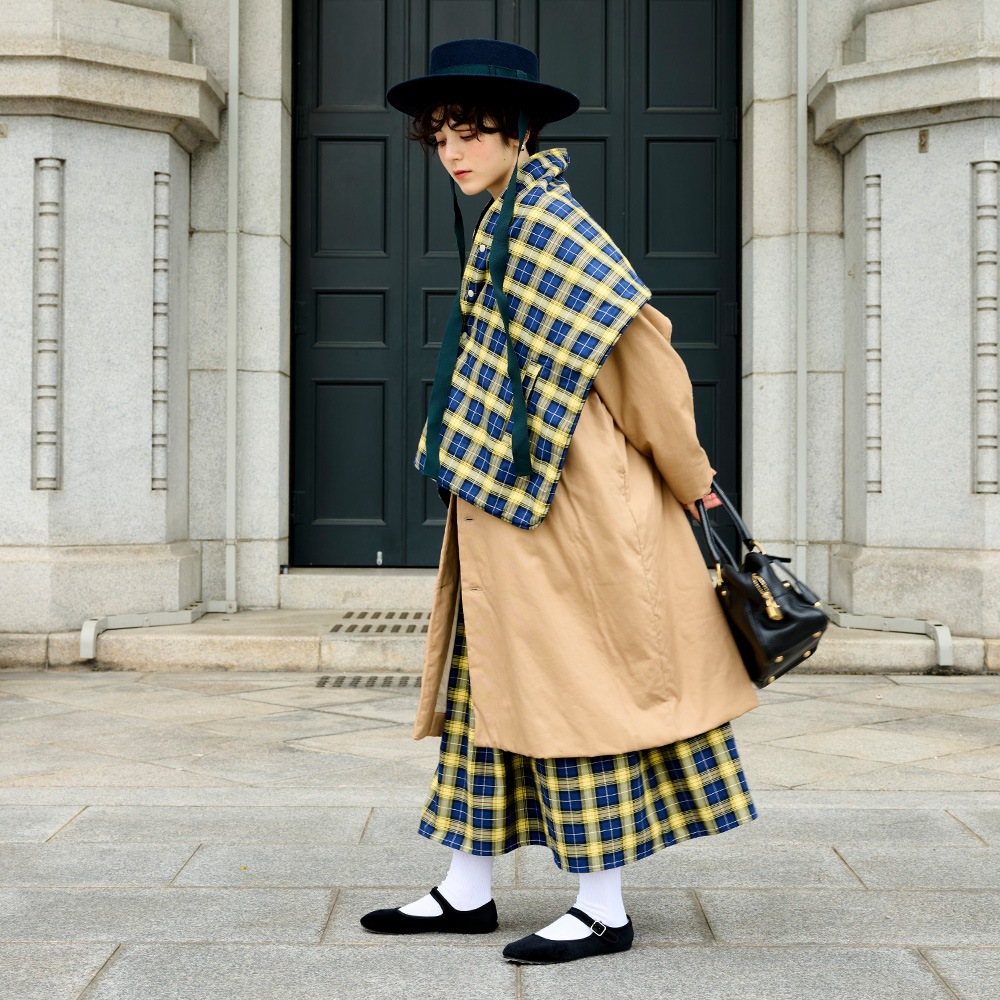 NARU(ナル) ロイヤルタータン パデットケープ 665107