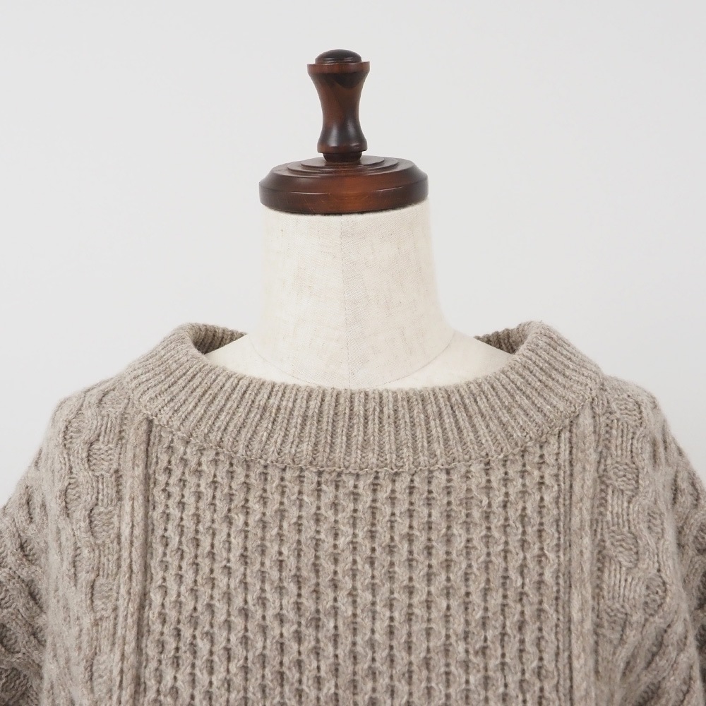 NARU(ナル) NATURAL COLORED WOOL 柄編みニット 665406