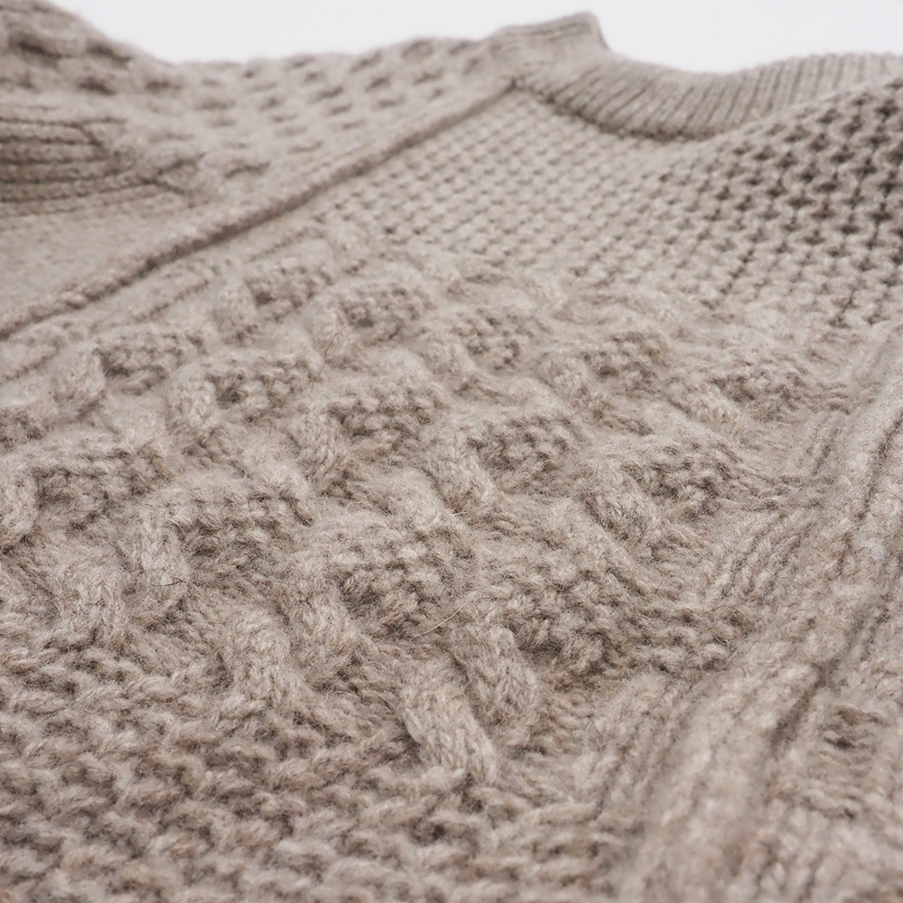 NARU(ナル) NATURAL COLORED WOOL 柄編みニット 665406