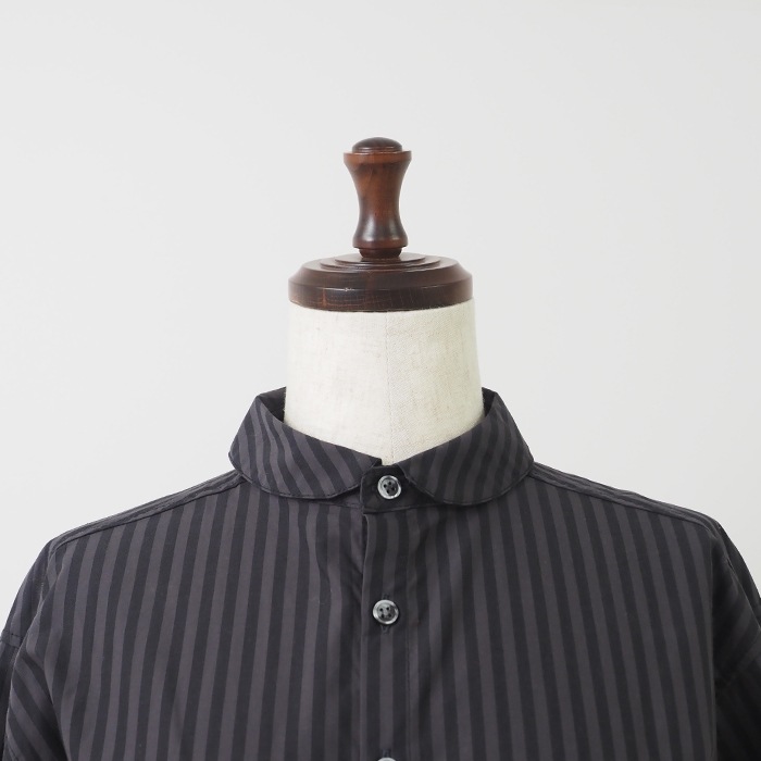 NARU(ナル) 50タイプライターストライプカプセルシャツ 656906