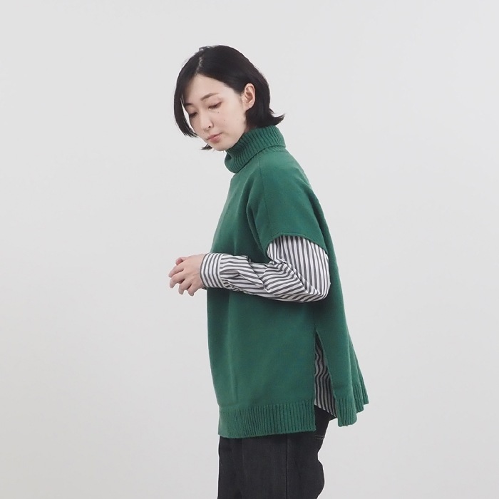 NARU(ナル) 50タイプライターストライプカプセルシャツ 656906