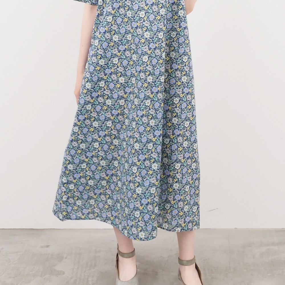 NARU(ナル) ボタニカルフラワープリントローン ヨークワンピース 663900