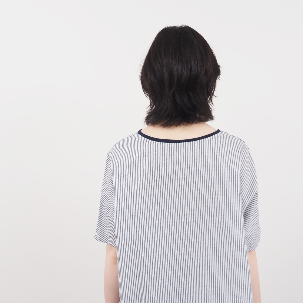 NARU(ナル) コットンリネン交織ストライプ バトーブラウス 664901