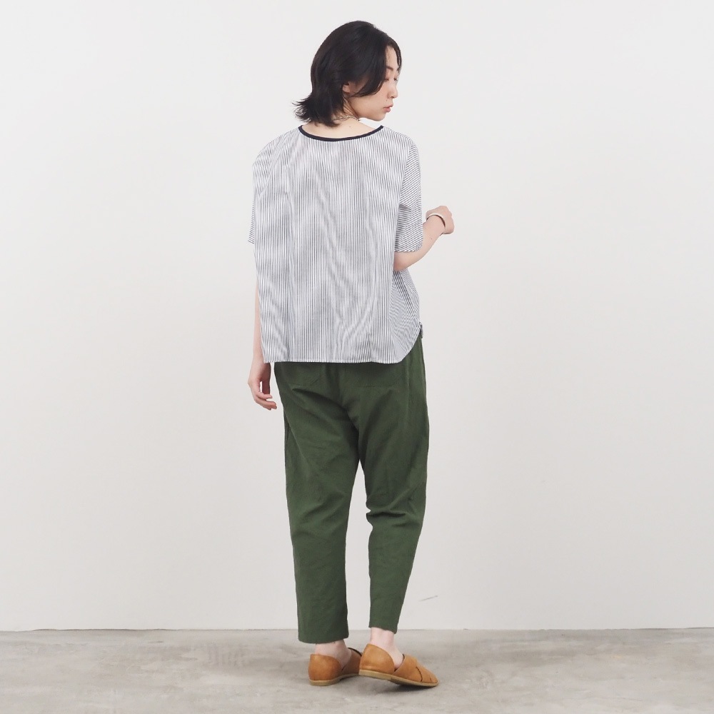 NARU(ナル) コットンリネン交織ストライプ バトーブラウス 664901