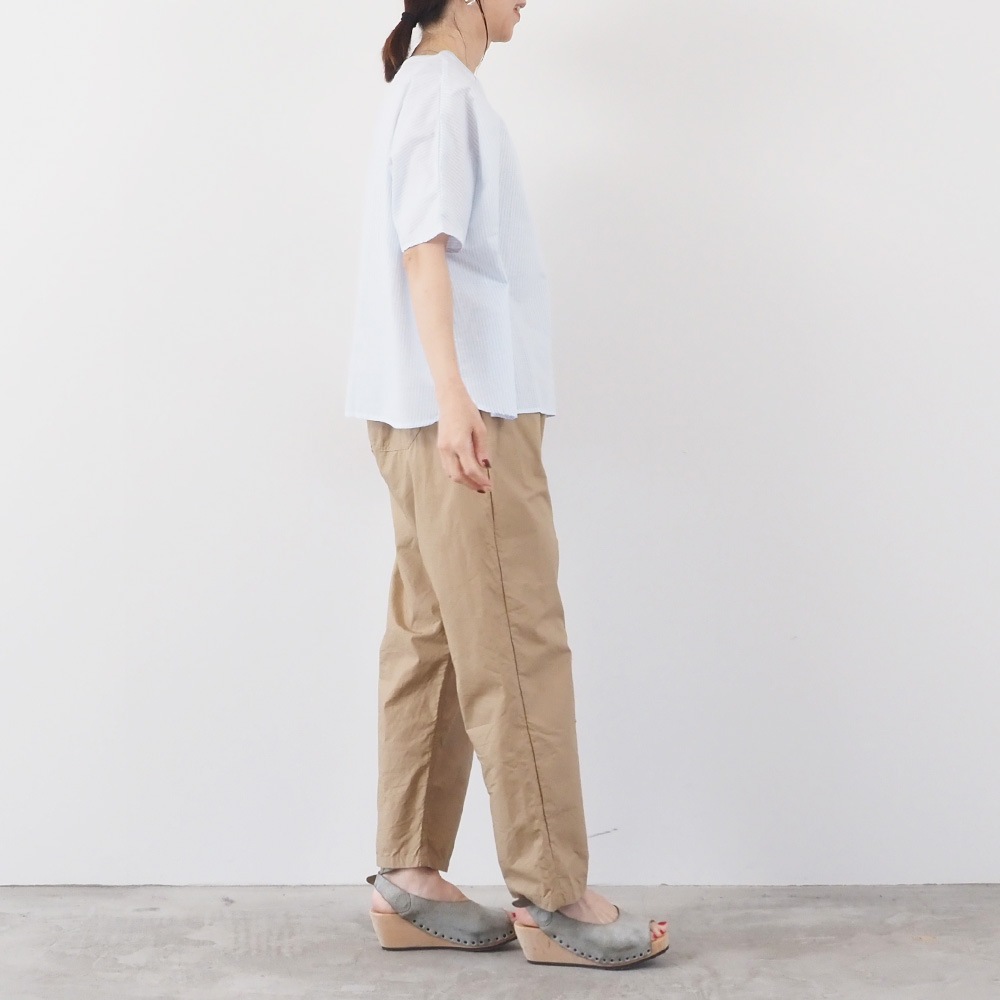 NARU(ナル) コットンリネン交織ストライプ バトーブラウス 664901