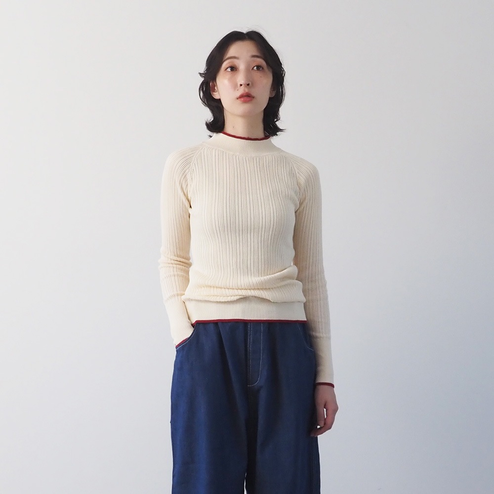 NARU(ナル) ランダムリブニット バイカラーハイネックニット 656707