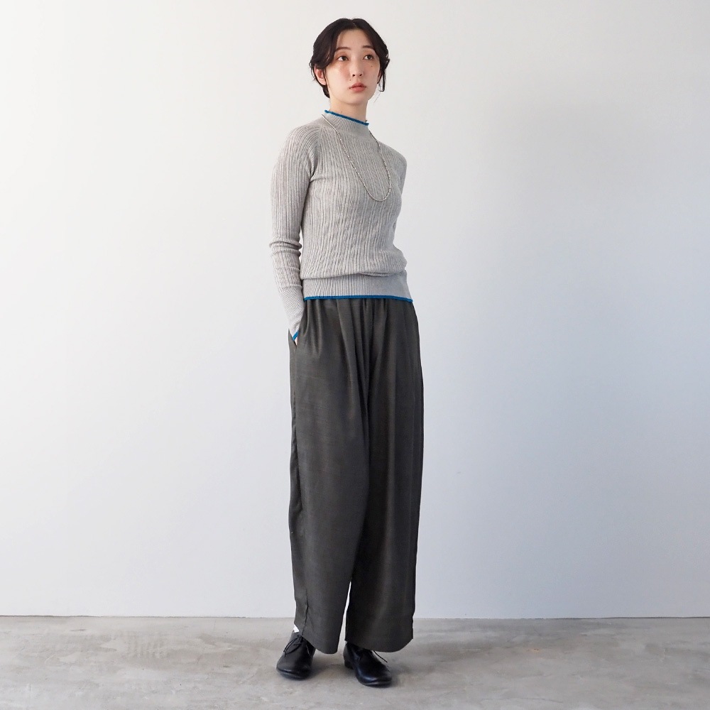 NARU(ナル) ランダムリブニット バイカラーハイネックニット 656707