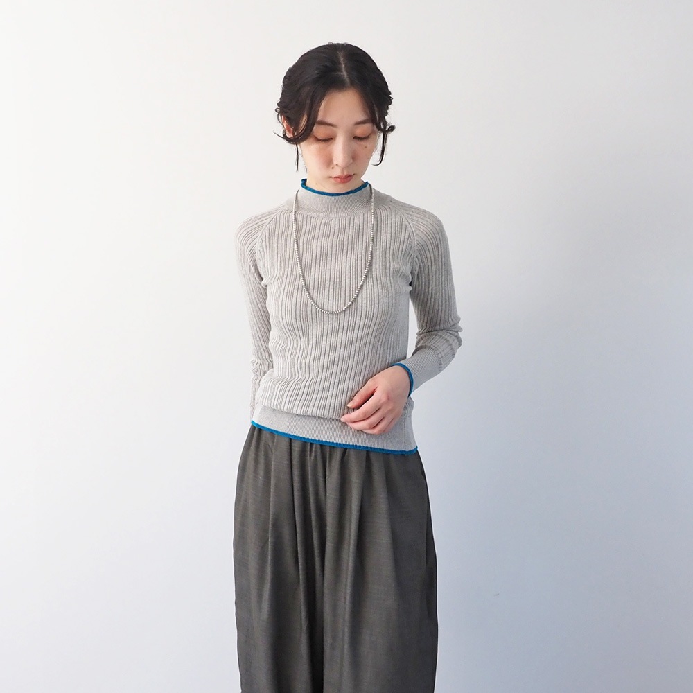 NARU(ナル) ランダムリブニット バイカラーハイネックニット 656707