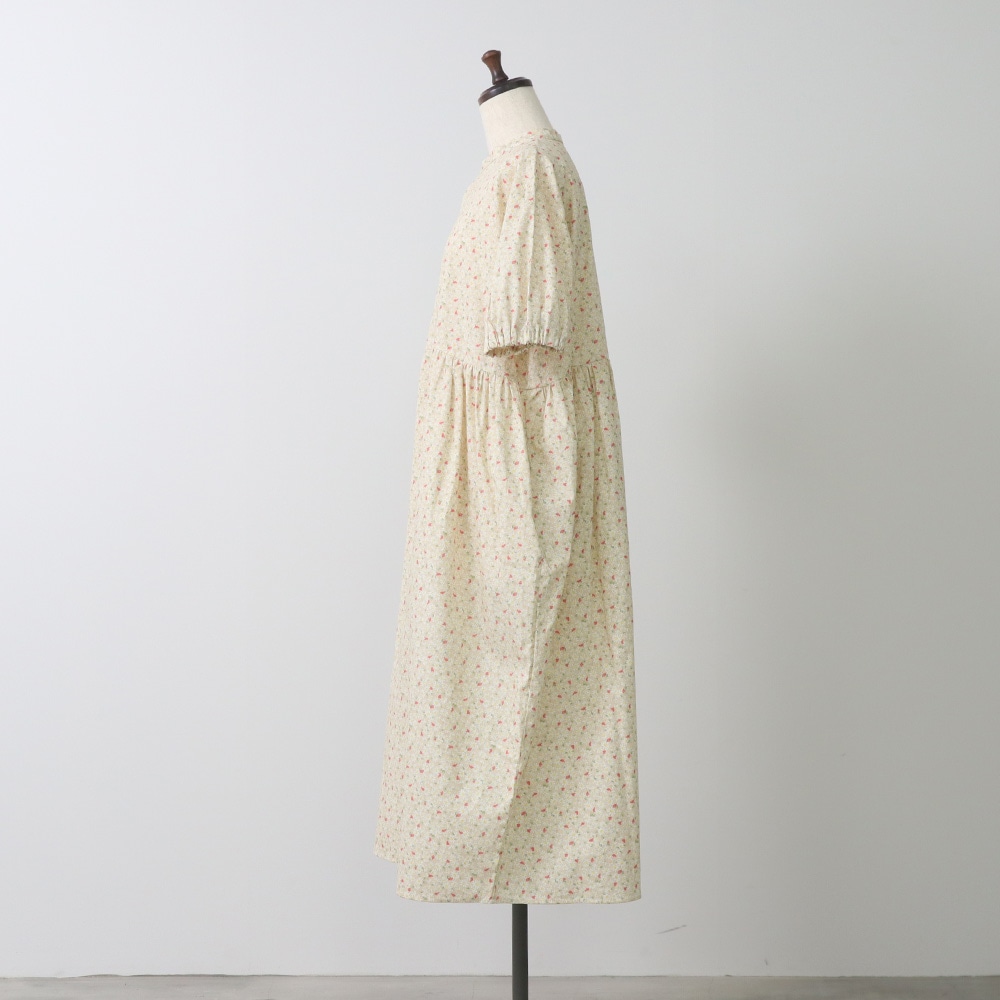 ＼まさかの数量オーバーで特別価格！／<br>ブロードBOTANICAL HARMONY コクーンワンピース 663915