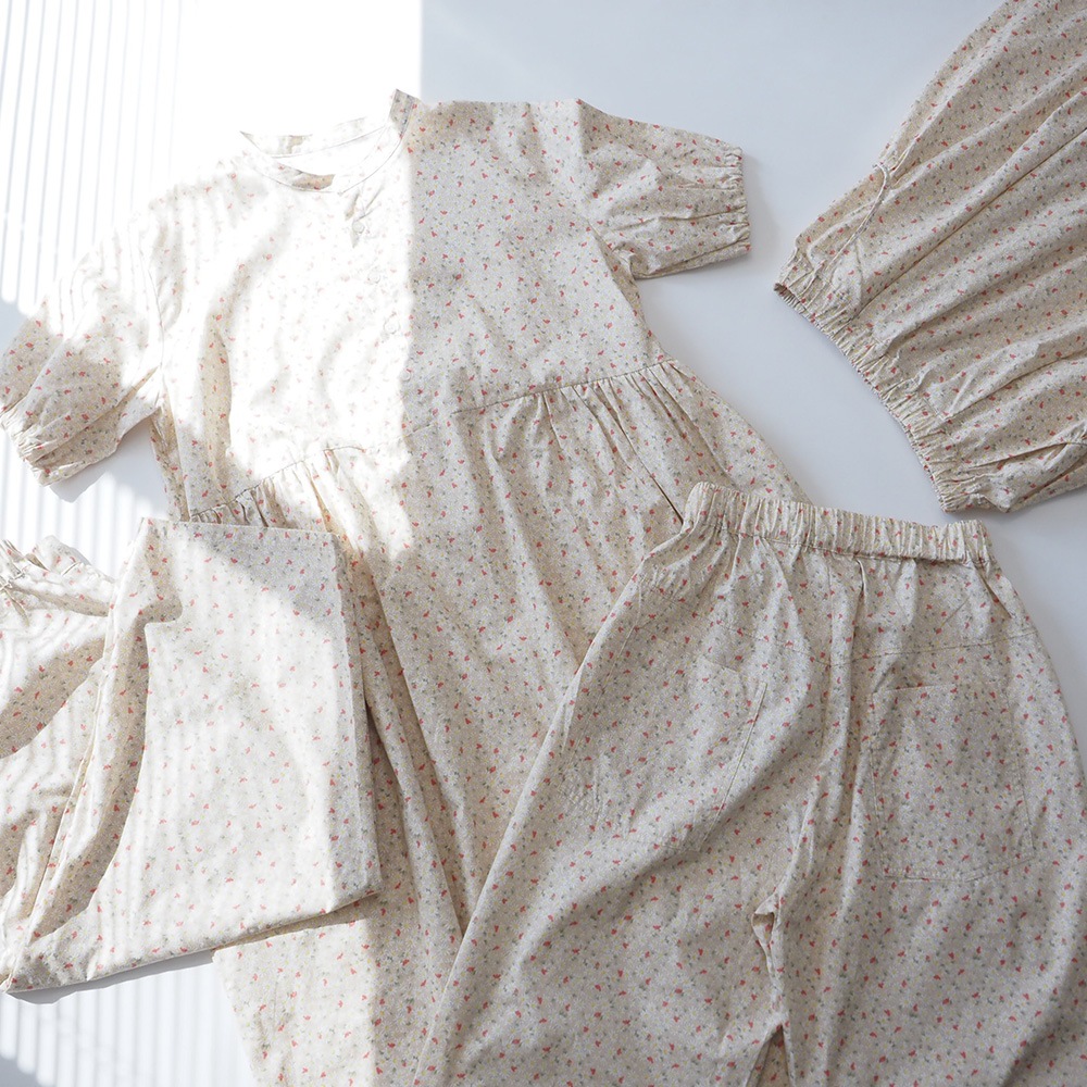 ＼まさかの数量オーバーで特別価格！／<br>ブロードBOTANICAL HARMONY コクーンワンピース 663915