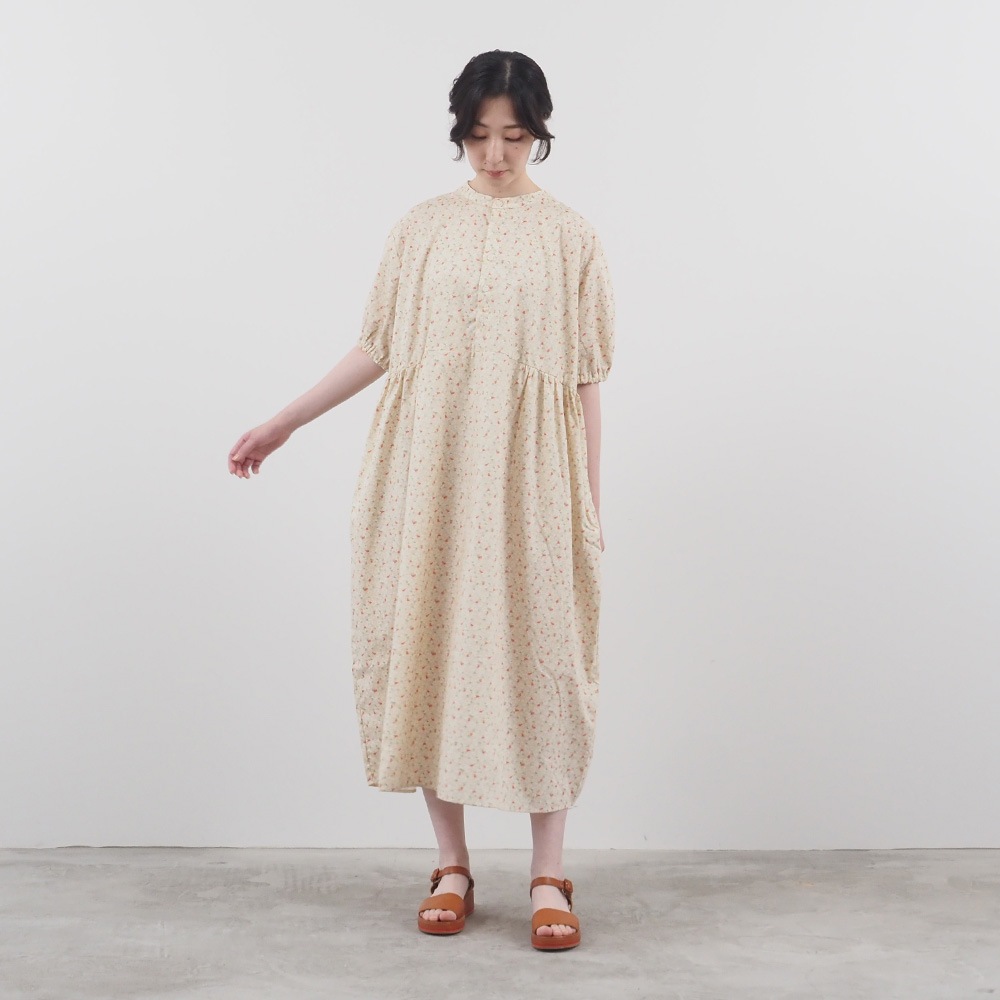 ＼まさかの数量オーバーで特別価格！／<br>ブロードBOTANICAL HARMONY コクーンワンピース 663915