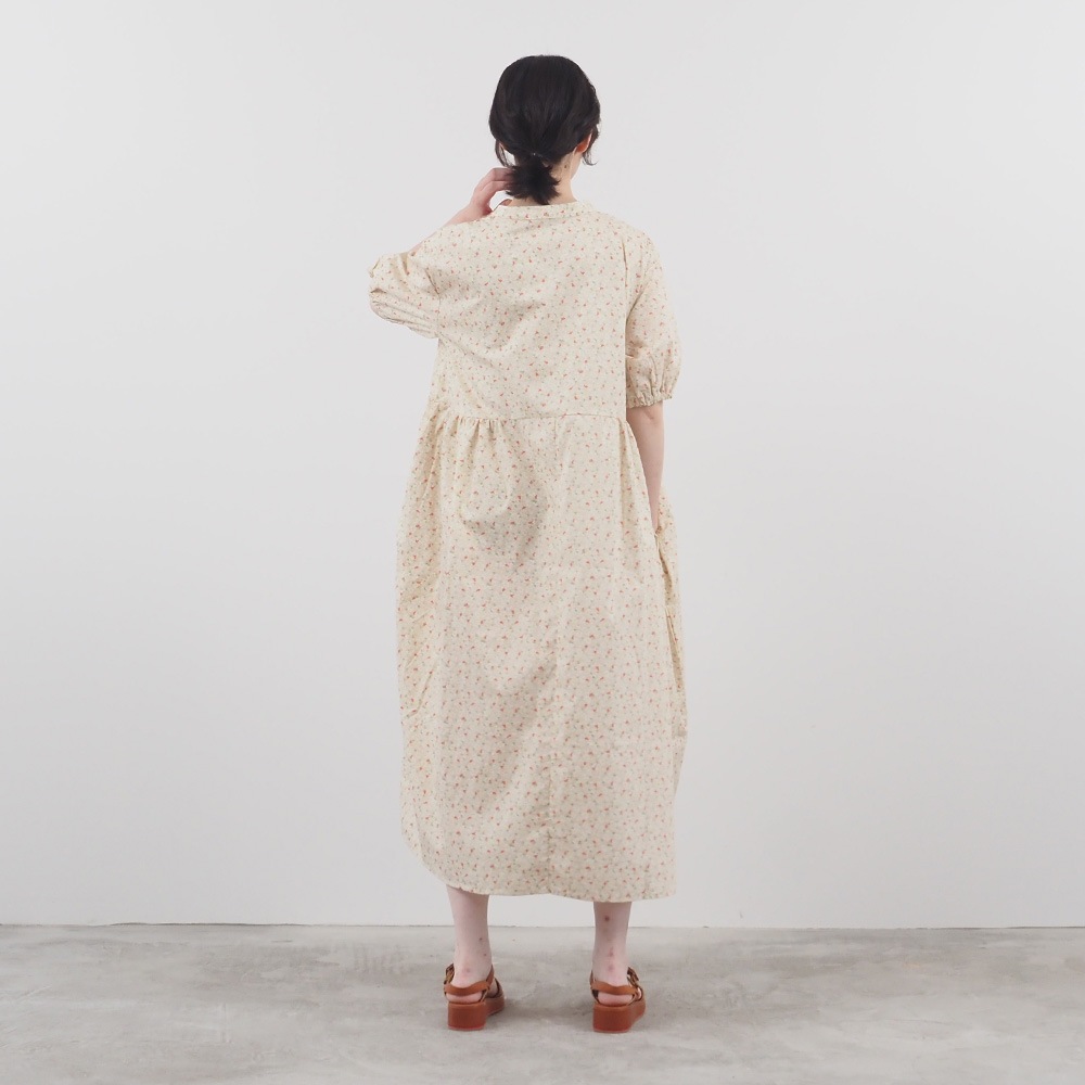 ＼まさかの数量オーバーで特別価格！／<br>ブロードBOTANICAL HARMONY コクーンワンピース 663915