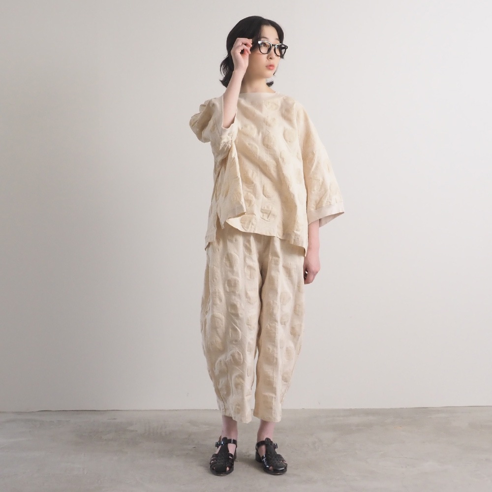 NARU(ナル) 綿麻シーチング塩縮 エッグパンツ 662820