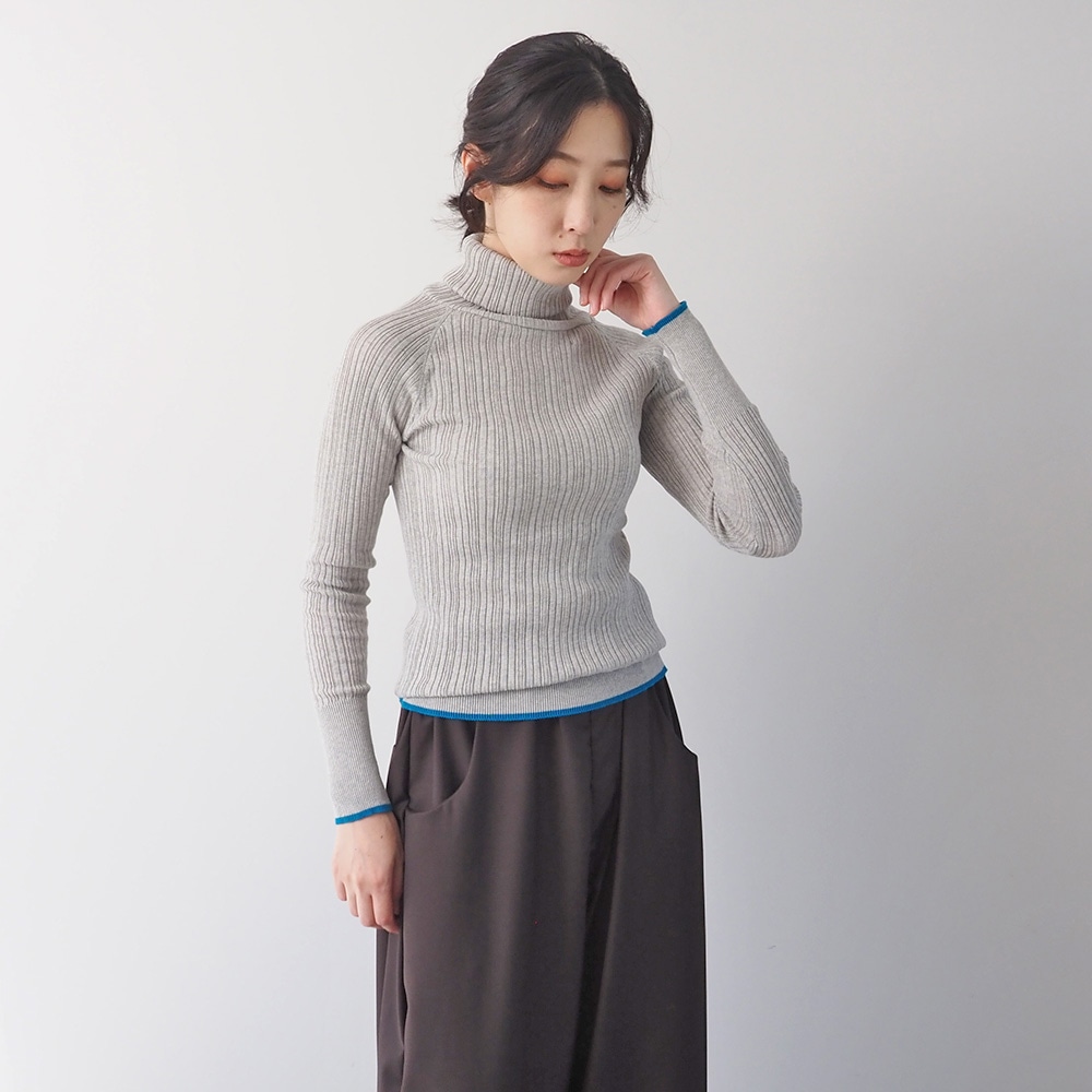 NARU(ナル) ランダムリブニット バイカラータートルネック 656706