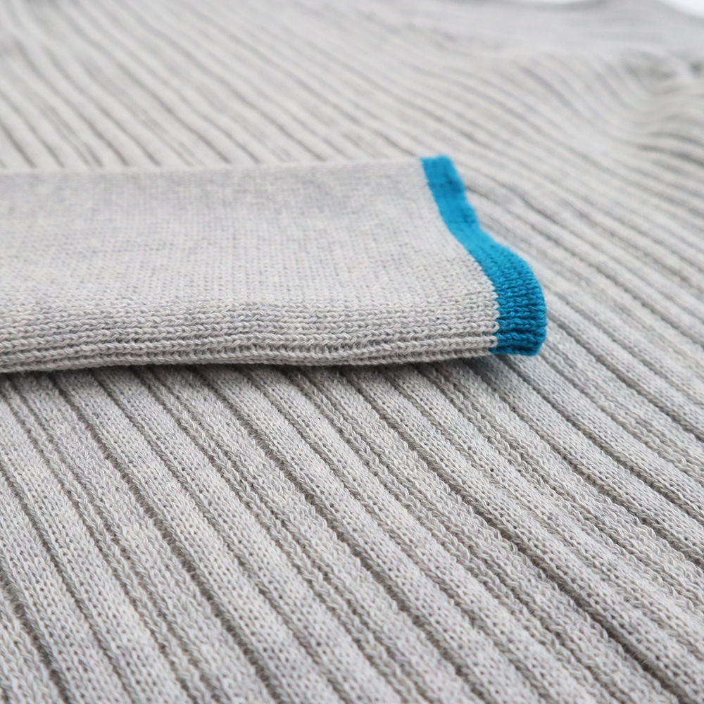 NARU(ナル) ランダムリブニット バイカラータートルネック 656706