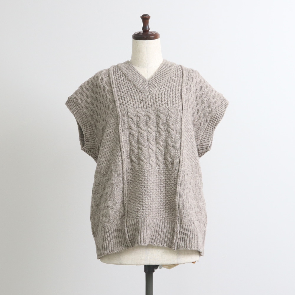 NARU(ナル) NATURAL COLORED WOOL 柄編みニットベスト 665405
