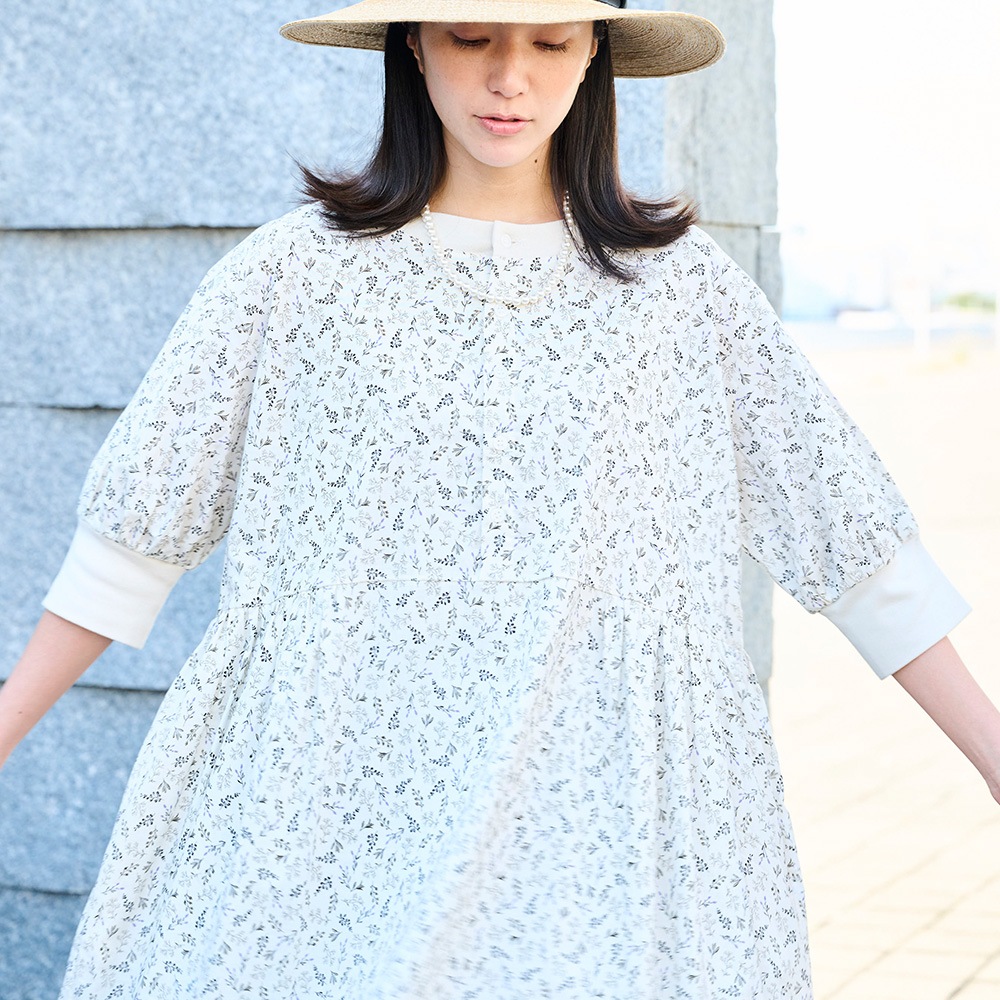 NARU(ナル) スケアコットンメランコリーフラワー ハンドベルワンピース 670920