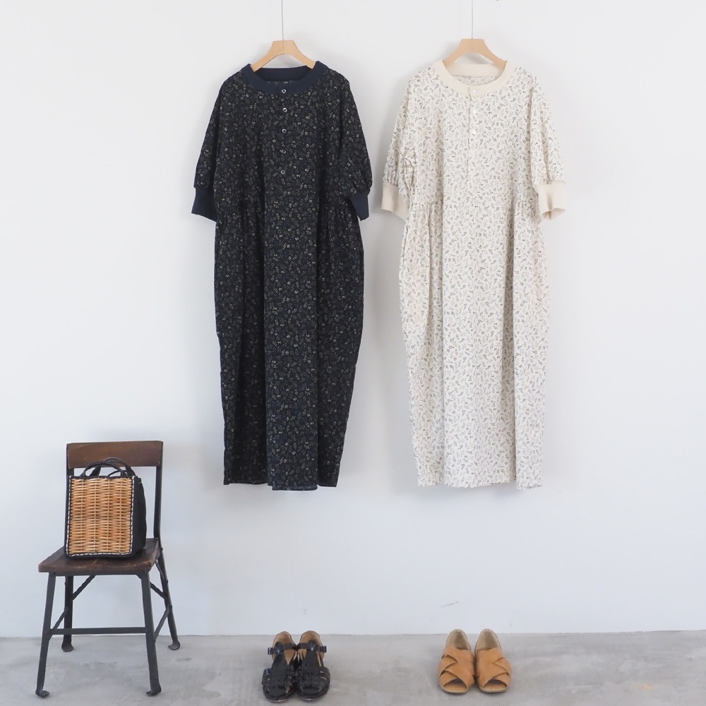 NARU(ナル) スケアコットンメランコリーフラワー ハンドベルワンピース 670920