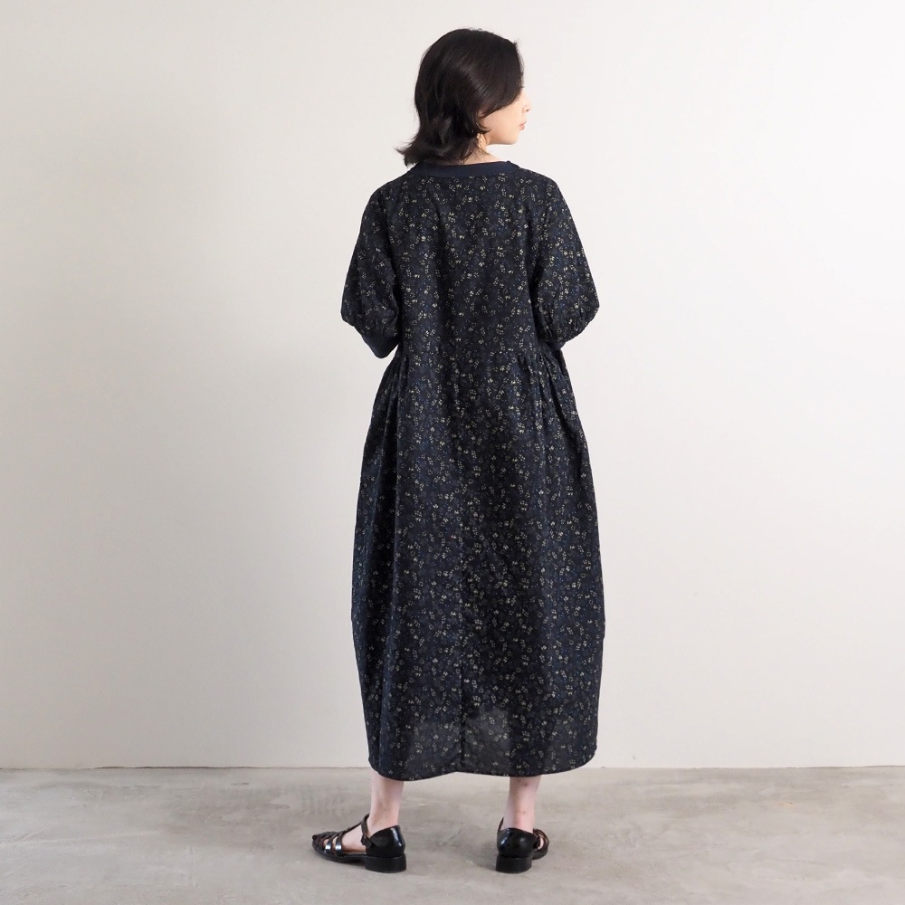 NARU(ナル) スケアコットンメランコリーフラワー ハンドベルワンピース 670920
