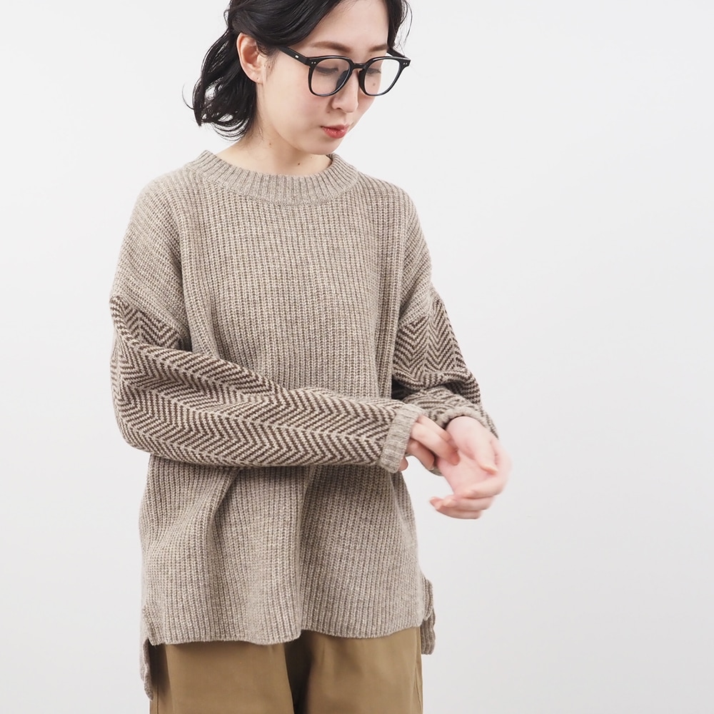 NARU(ナル) NATURAL COLORED WOOL 袖ヘリンボーン畦ニット 659600