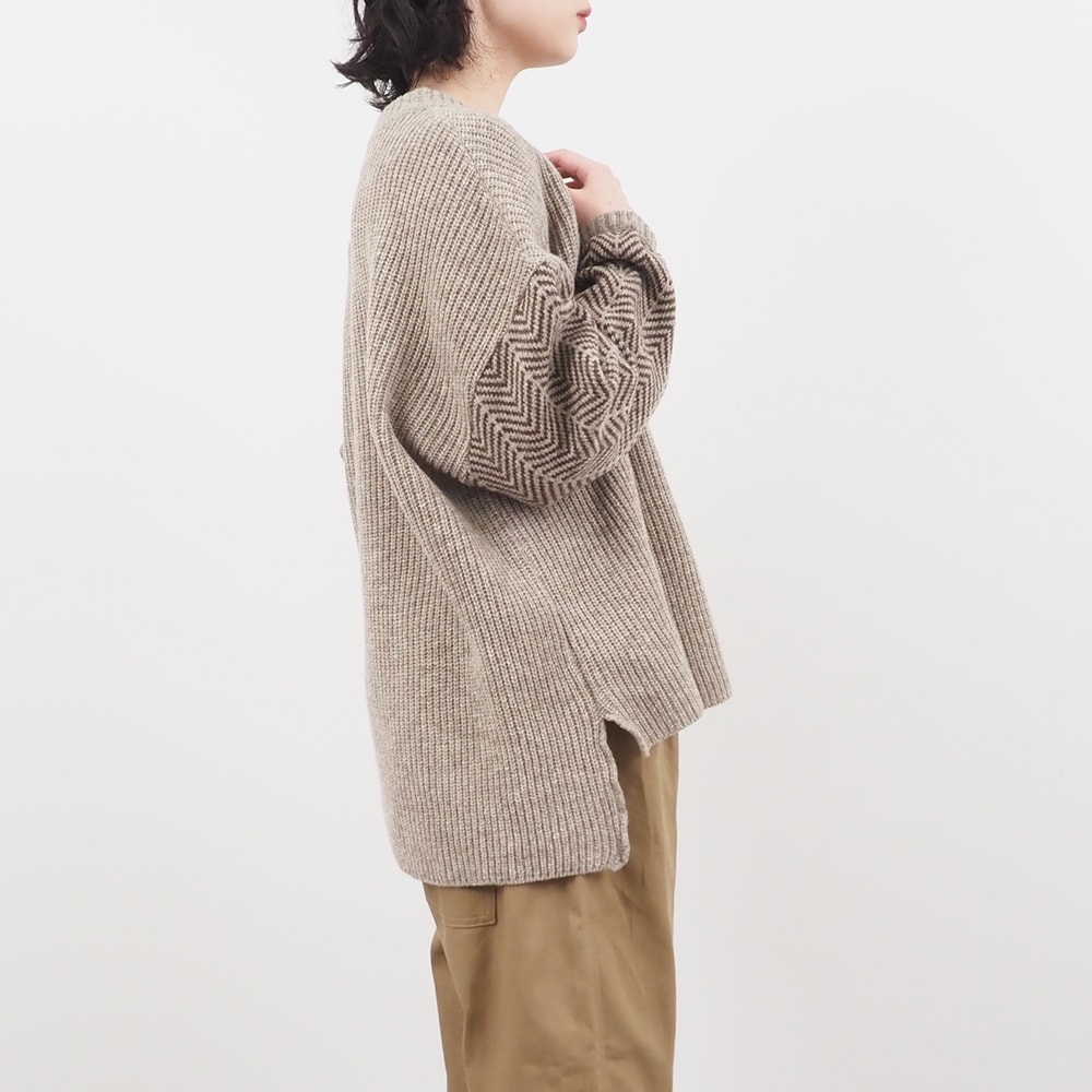 NARU(ナル) NATURAL COLORED WOOL 袖ヘリンボーン畦ニット 659600