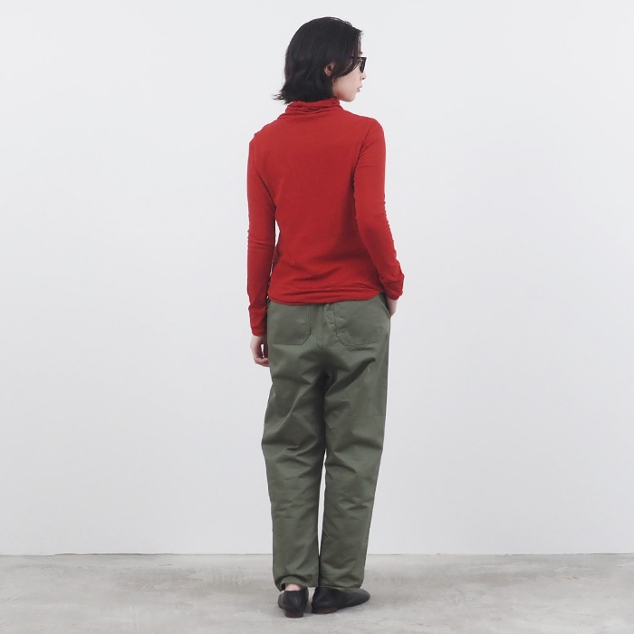 NARU(ナル) ムラ糸リサイクル天竺 裾ひねりタートルネック 646001BD