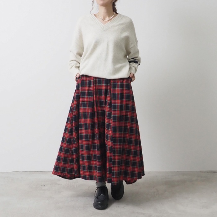 NARU(ナル) ロイヤルタータン タックロングスカート 656913