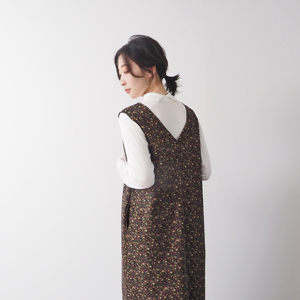 NARU(ナル) 21コーデュロイ小花柄 ジャンパースカート 666801