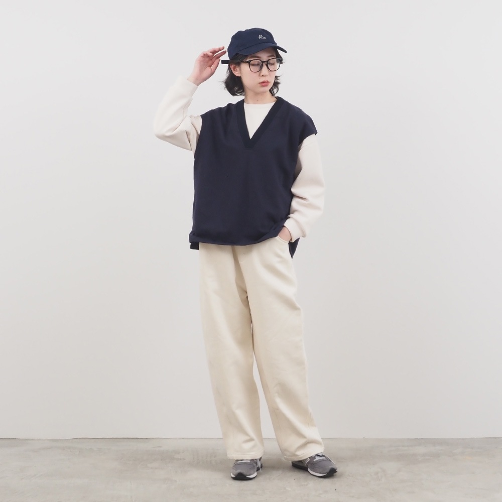 NARU(ナル) ウール混裏毛Vネックベスト 659004