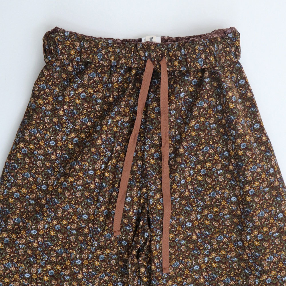 NARU(ナル) 21コーデュロイ小花柄 ロングエッグパンツ 6668001