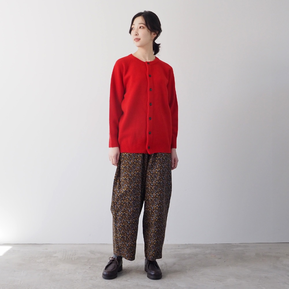 NARU(ナル) 21コーデュロイ小花柄 ロングエッグパンツ 6668001