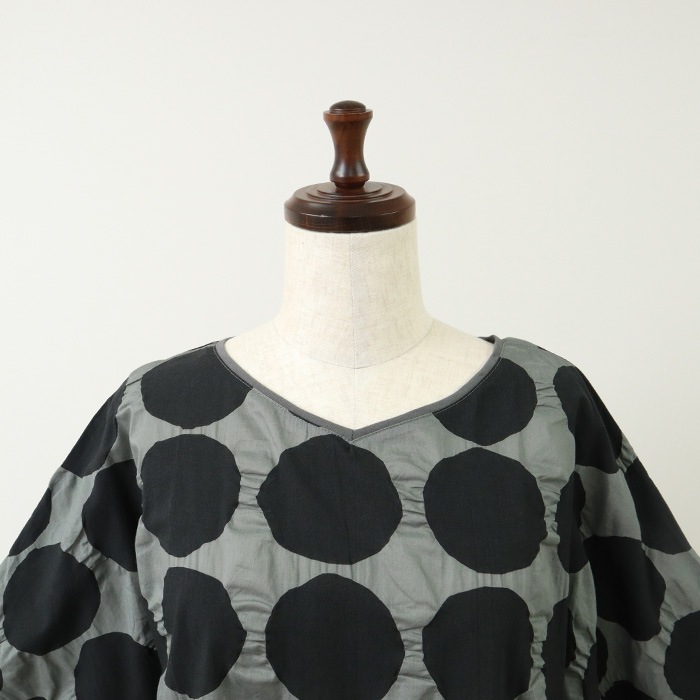 NARU(ナル) 80ローン塩縮ラフドット 2WAY バトーブラウス 655826