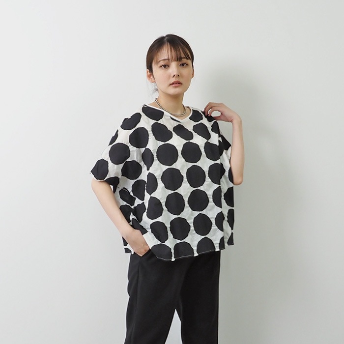 NARU(ナル) 80ローン塩縮ラフドット 2WAY バトーブラウス 655826