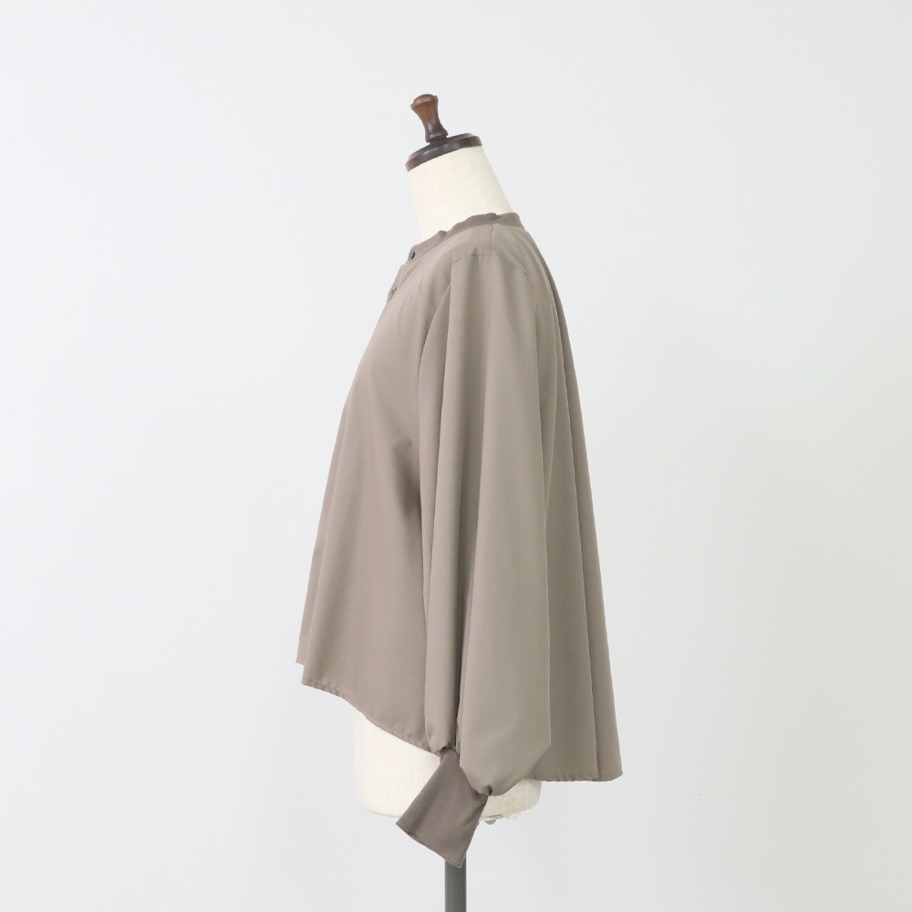 NARU(ナル) トロンとツイル フレアシャツ 665840