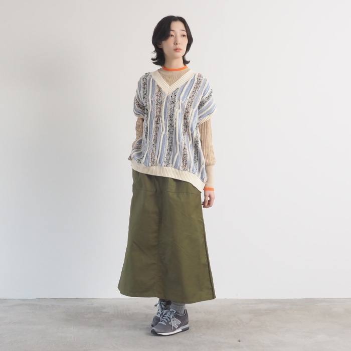 NARU(ナル) マーブルウェーブＶネックニットベスト 657601