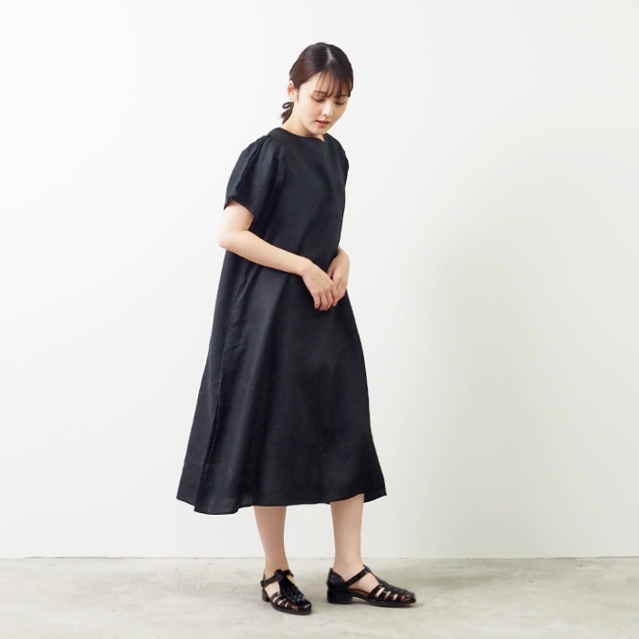 NARU(ナル) 40フレンチリネン ポケットワンピース 655830