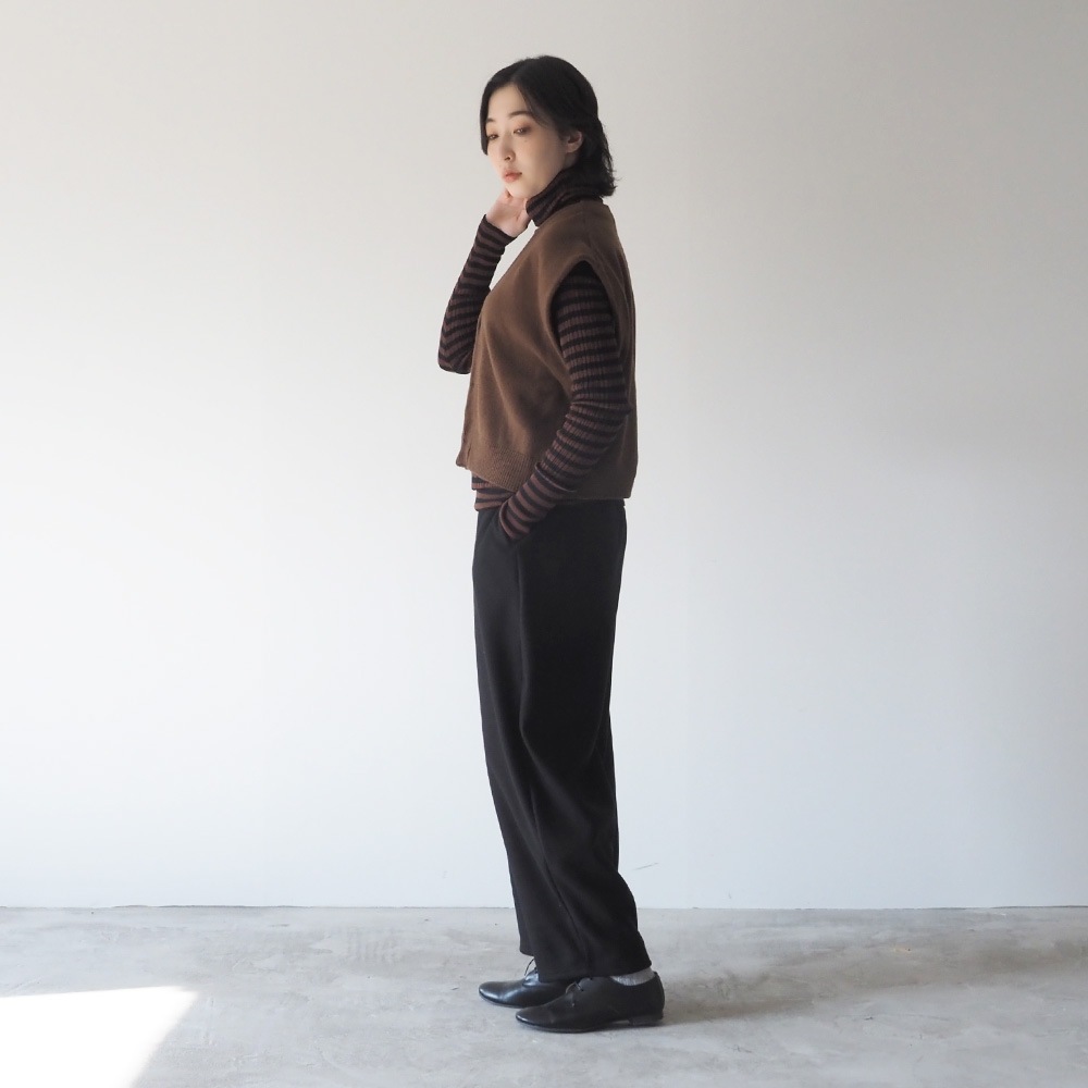 NARU(ナル) ブラッシュメルトンスムース ロングエッグパンツ 6692011