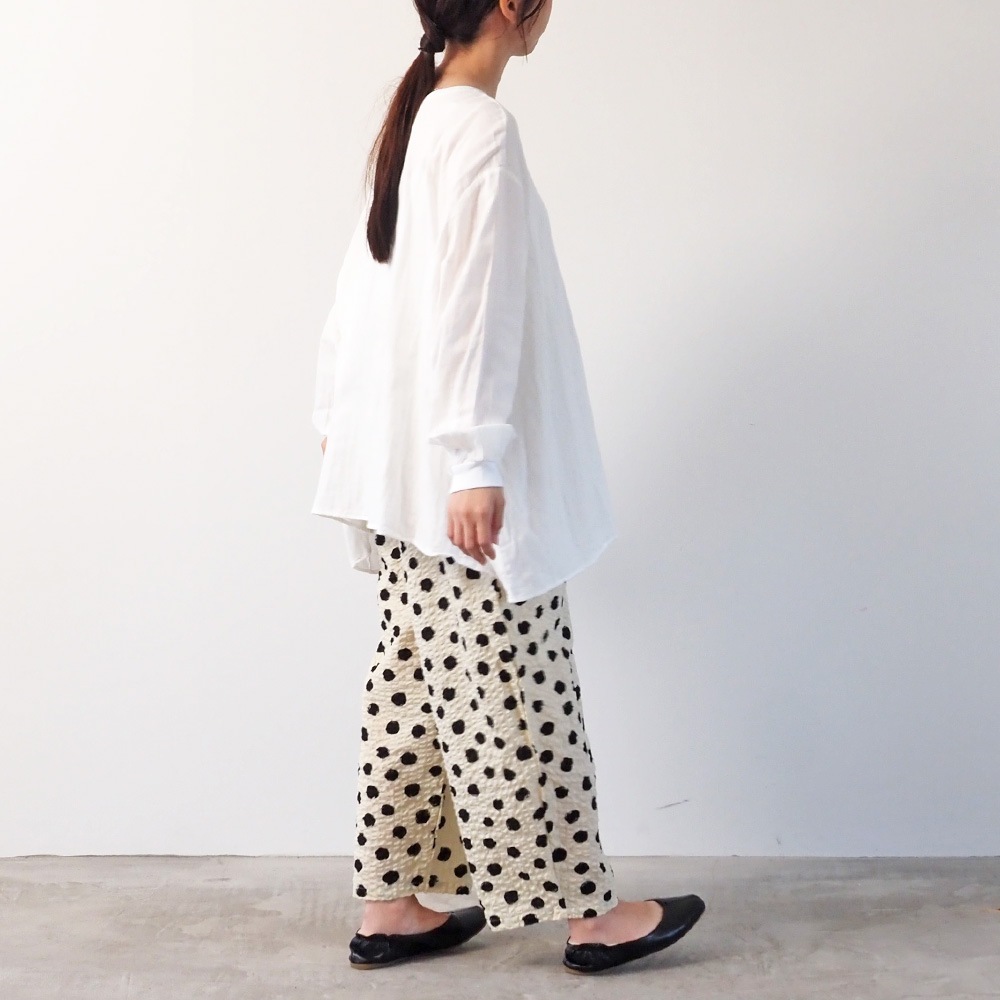 NARU(ナル) リップルクロスランダムドット エッグパンツ 667812