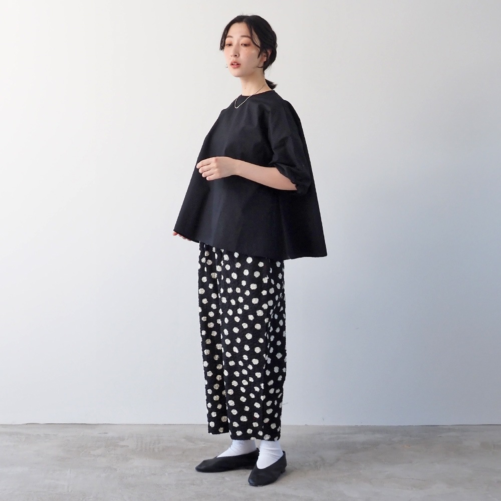 NARU(ナル) リップルクロスランダムドット エッグパンツ 667812