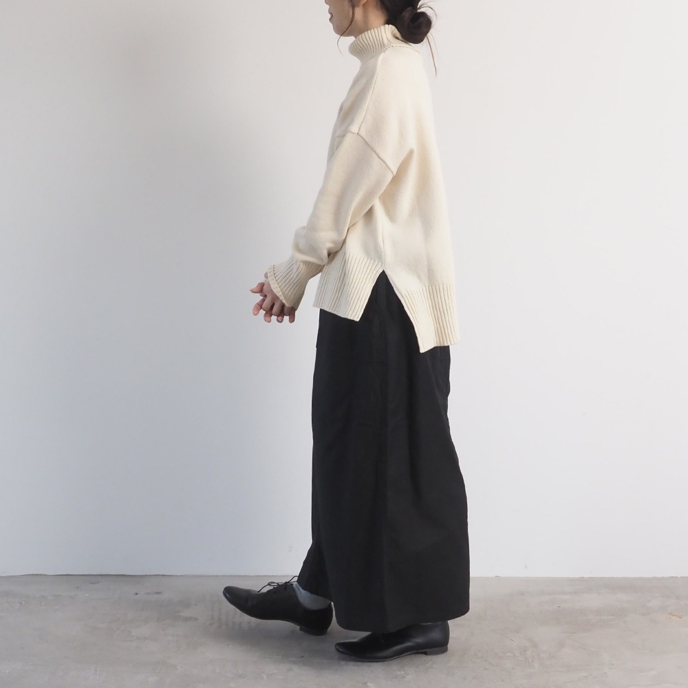 NARU(ナル) エアーヤーンコットン コモドニットタートル 653703