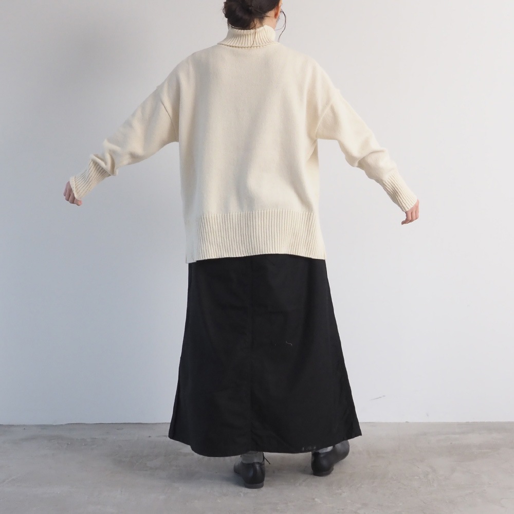 NARU(ナル) エアーヤーンコットン コモドニットタートル 653703