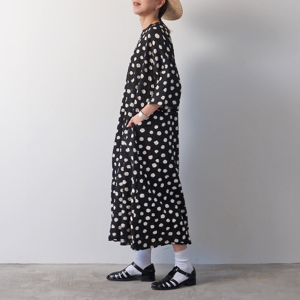 NARU(ナル) リップルクロスランダムドット ワンピース 667811