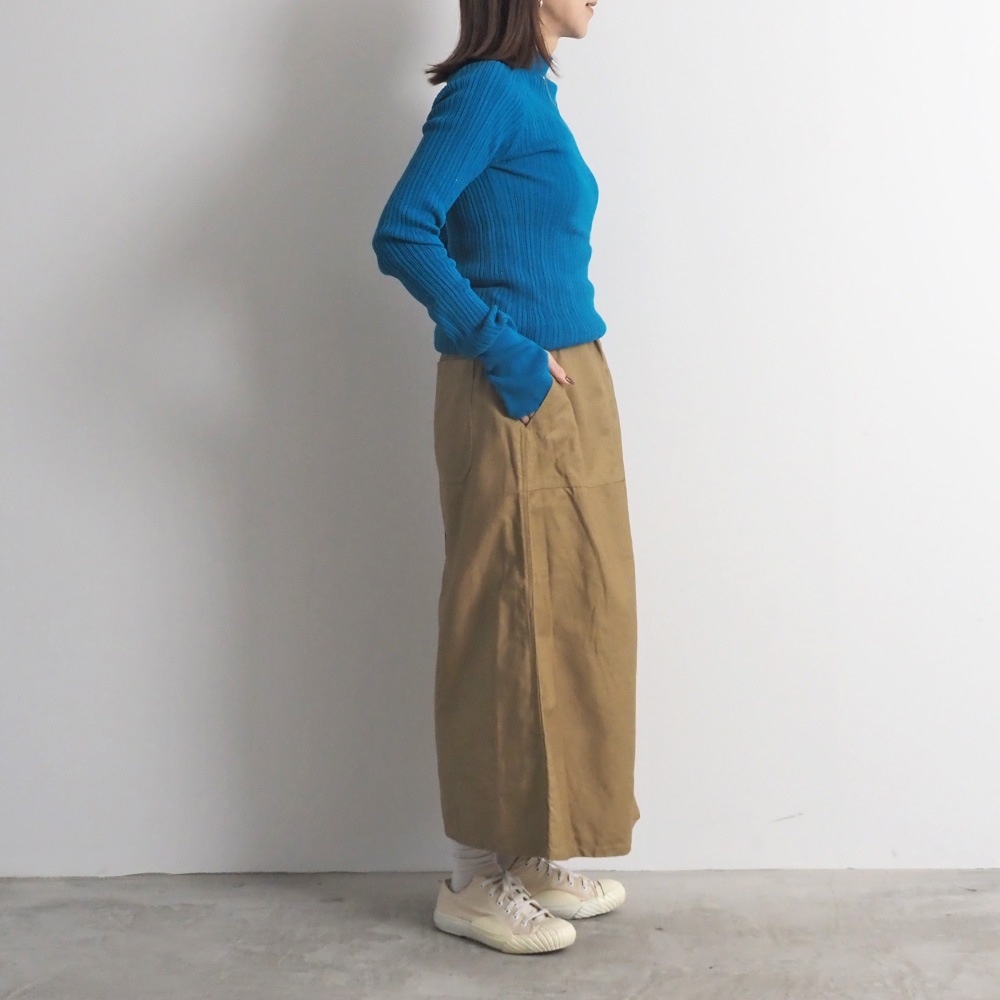 NARU(ナル) ランダムリブ Thumbholeハイネック 665700