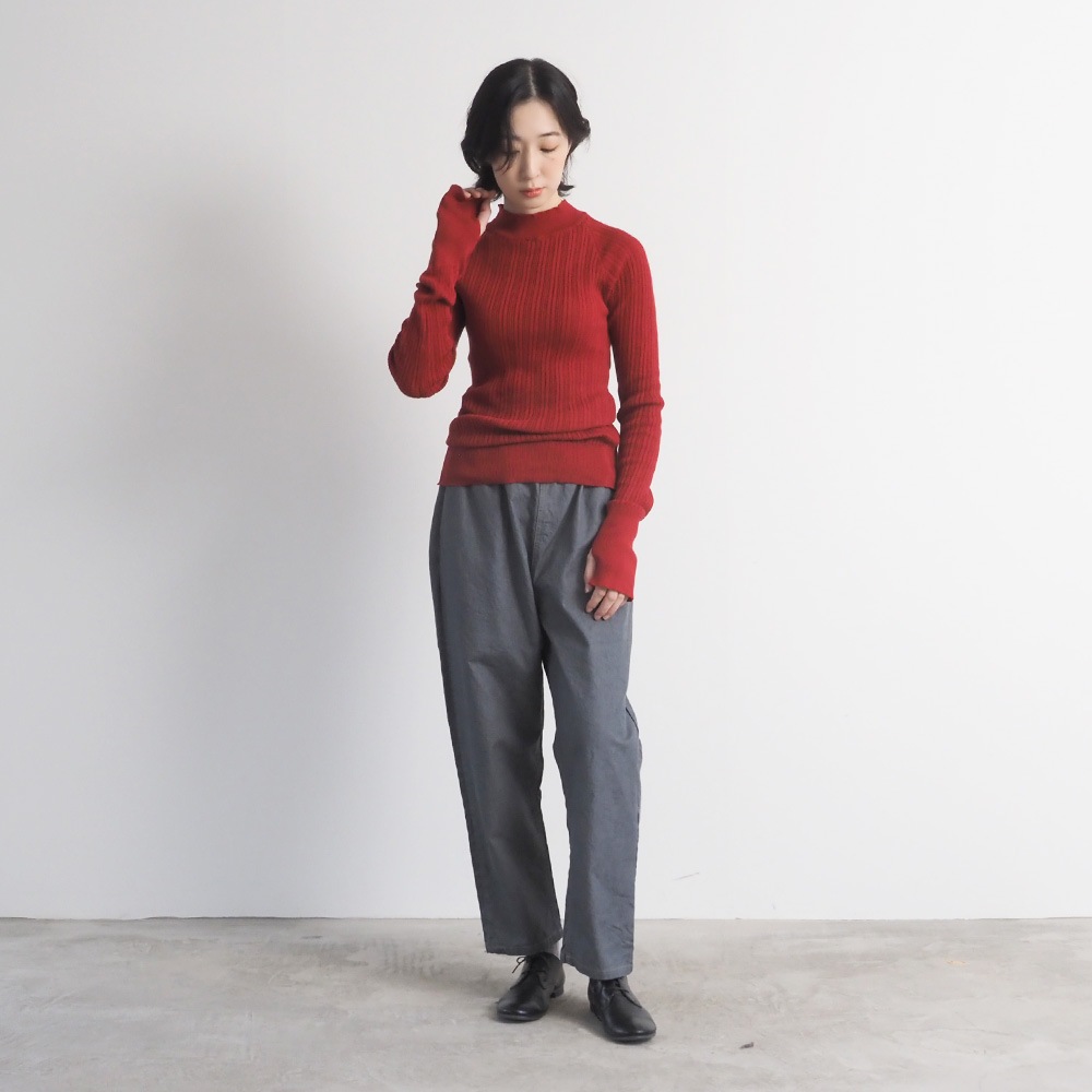 NARU(ナル) ランダムリブ Thumbholeハイネック 665700