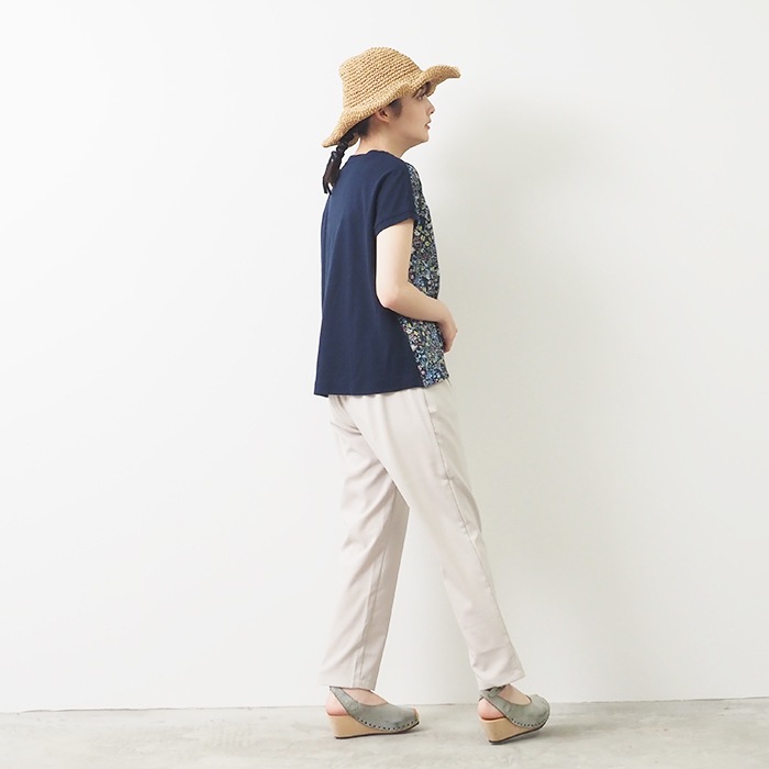 NARU(ナル) ムラ糸×60ローンフラワープリント ミナミシャツ 655026
